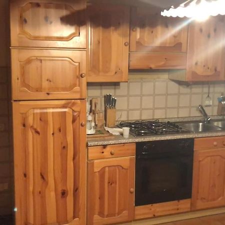 Appartamento Piano Terra In Centro Paese. Carona  Εξωτερικό φωτογραφία